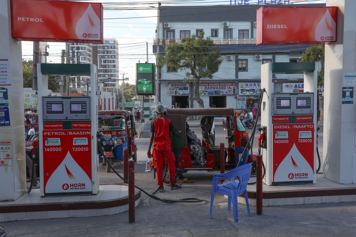 SOMALIA-MOGADISHU-FUEL SHORTAGE-AUTO RICKSHAW-LIVELIHOODS