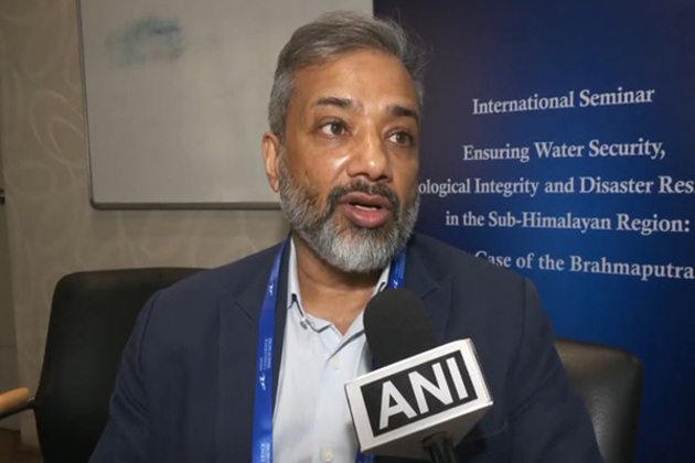 Experts express concern over 'Great Bend Dam' in China