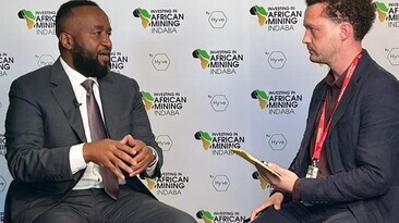 Kenya’s Cabinet Secretary for Mining, Blue Economy and Maritime Affairs, Hassan Ali Joho, and Mining Magazine Deputy Editor, James Stent