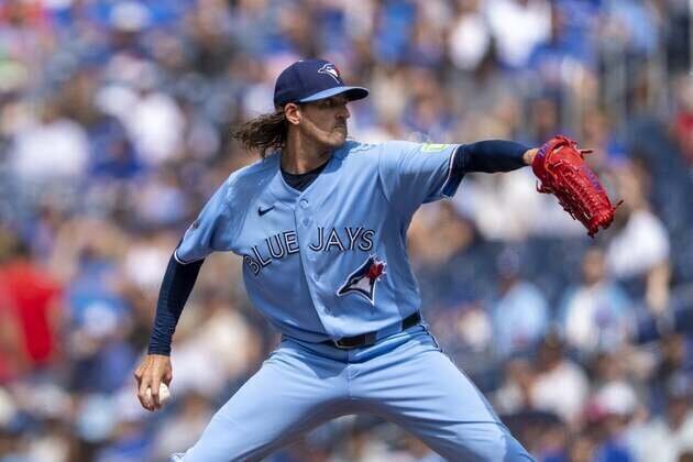 Cubs bolster rotation, acquire veteran Kevin Gausman from Blue Jays