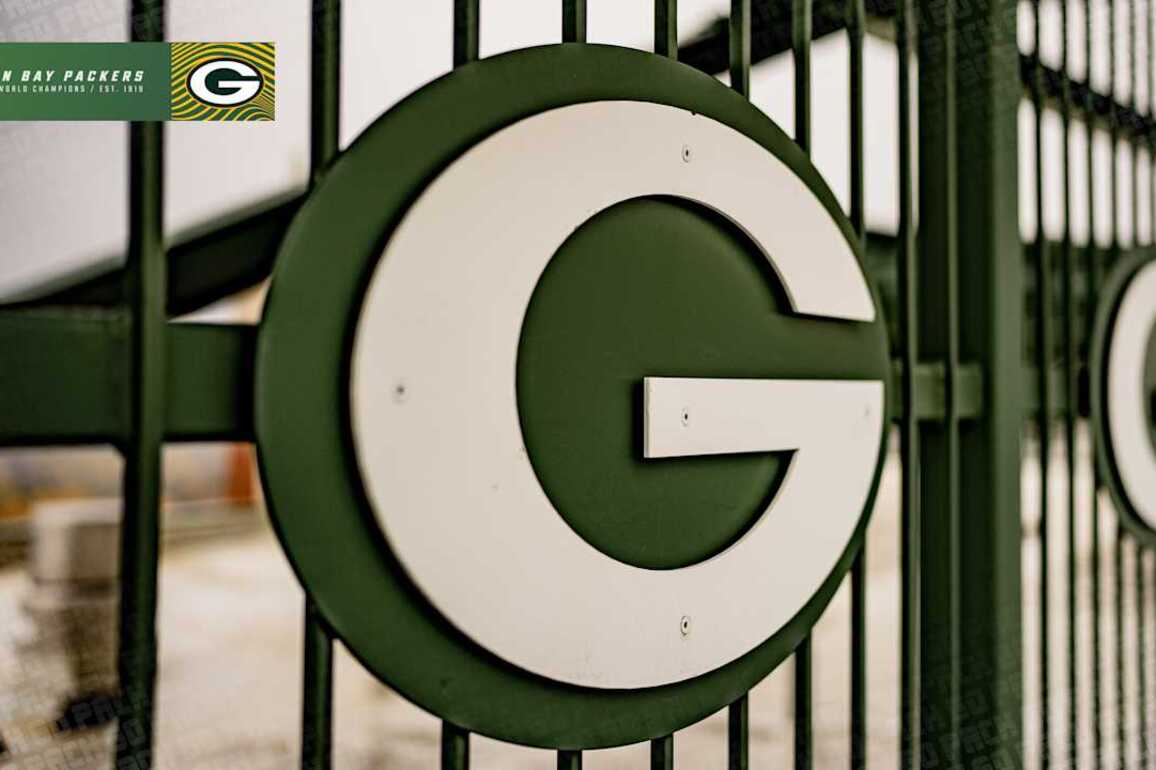 Packers mail invoices to Brown County residents chosen in annual ticket drawing