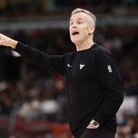 Eight Bulls post double figures as Pelicans can't keep pace