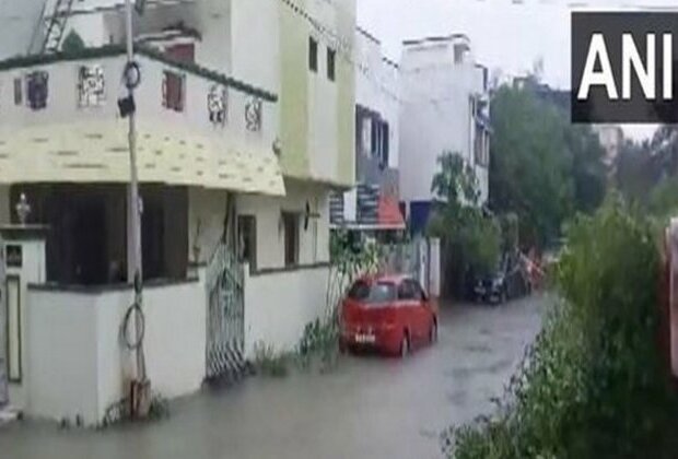 Tamil Nadu: Heavy rainfall in Chennai causes massive waterlogging in several parts of city