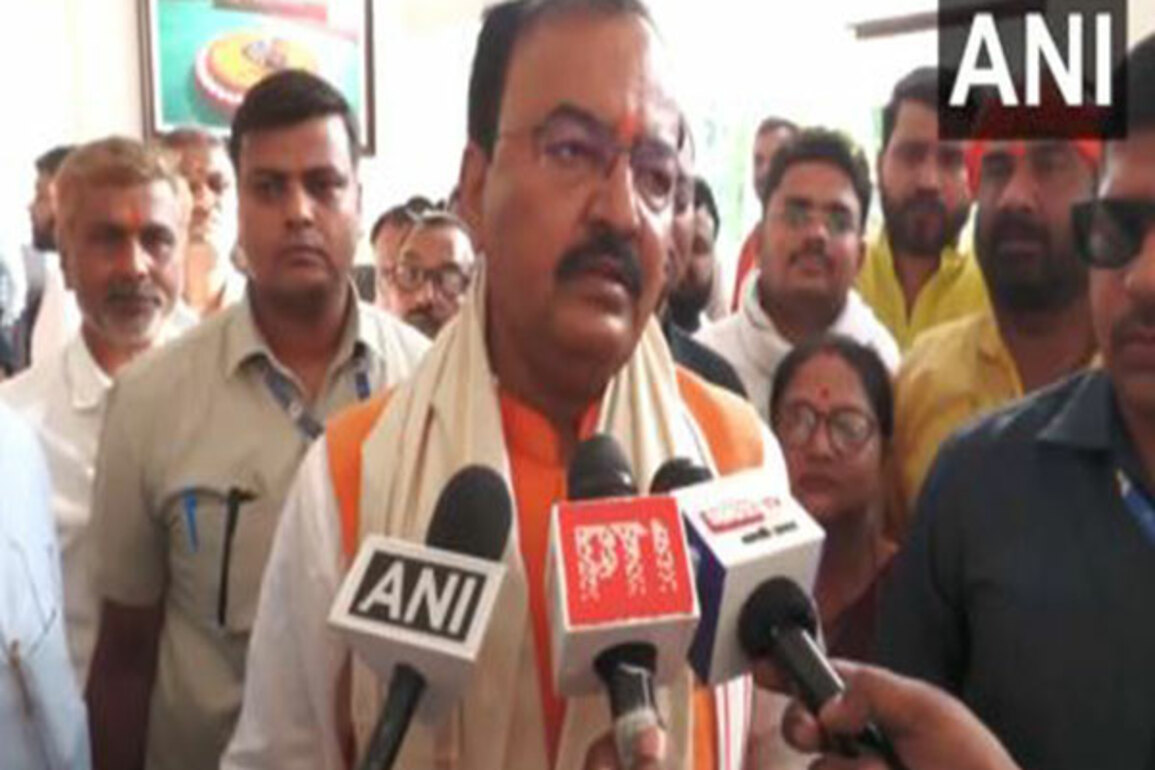 UP Dy CM Maurya urges for "political unity" over national security