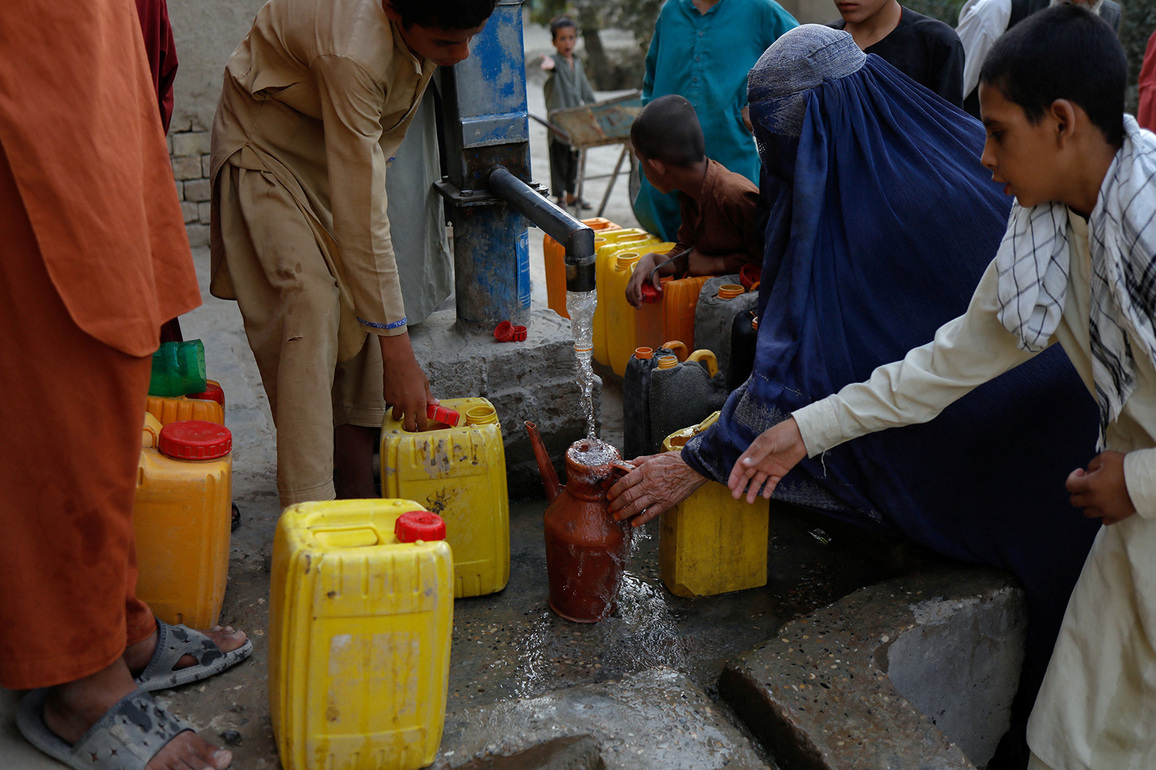 Afghanistan: World Bank-funded water networks launched in drought-hit Ghazni to benefit 1,000 families