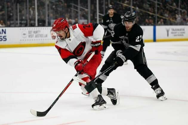 Hurricanes blow 3-goal lead, then win in OT to stay perfect