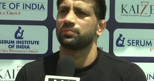 Ravi Dahiya praises Deaf cricketers' passion, backs bright future for Indian wrestling