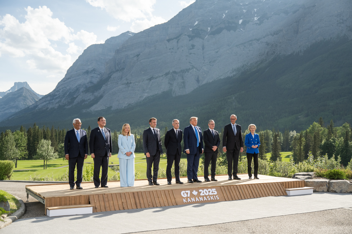 CANADA-KANANASKIS-G7 SUMMIT-LEADERS