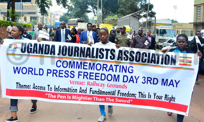 Report professionally, Museveni tells journalists Report professionally, Museveni tells journalists