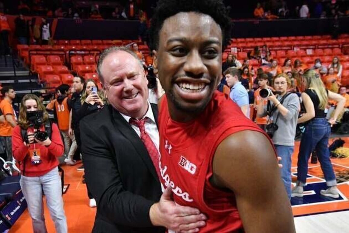 No. 24 Wisconsin aims to avoid letdown against Ohio State