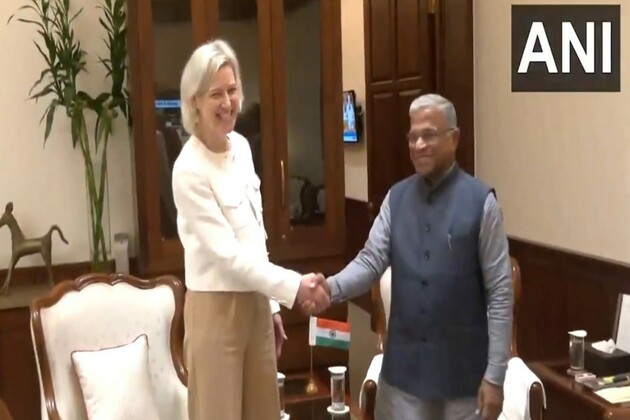 Rajya Sabha Deputy Chairman Harivansh Narayan Singh holds meeting with Parliamentary Delegation led by Angelika Niebler