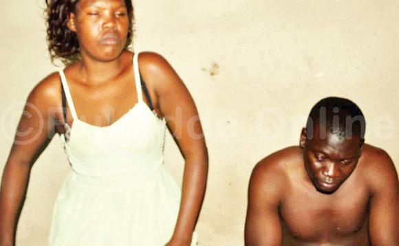 Namukasa ne Obamu ku poliisi. Namukasa ne Obamu ku poliisi.