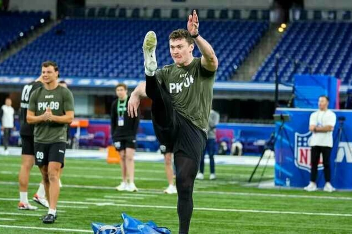 Inside NFL Scouting Combine With A Bengals Rookie Record-Setter
