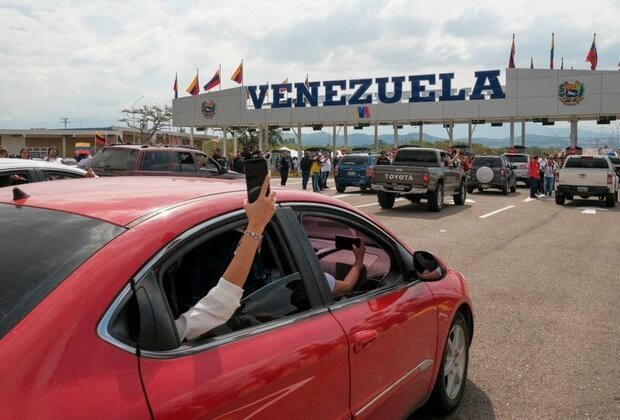 Colombia, Venezuela Open Key Bridge as Ties Warm