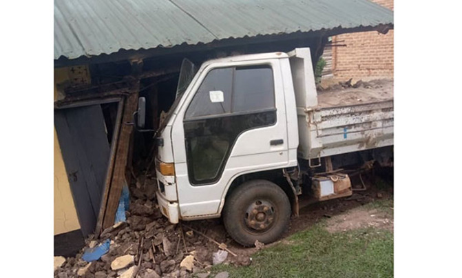 Lorry rams into house, injures three Lorry rams into house, injures three
