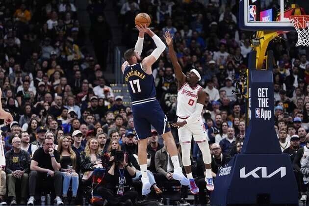 Nuggets blow late lead before downing Rockets in OT