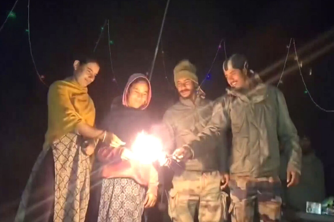 J-K: Indian Army jawans posted in Kathua celebrate Diwali, lit up diyas