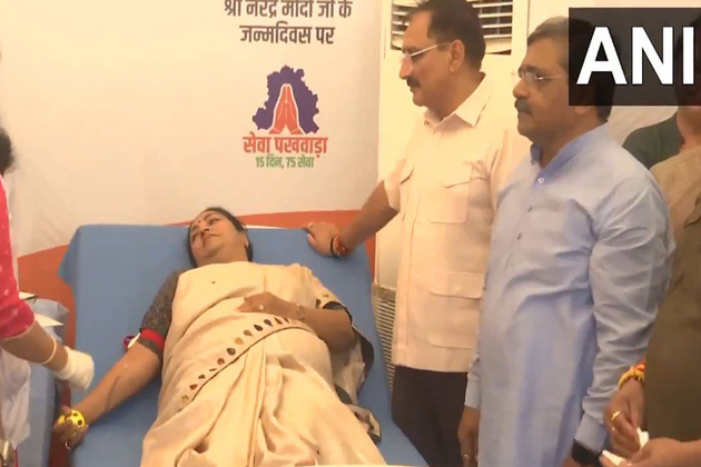Delhi CM takes part in sankalp walk, donates blood to celebrate PM Modi's birthday