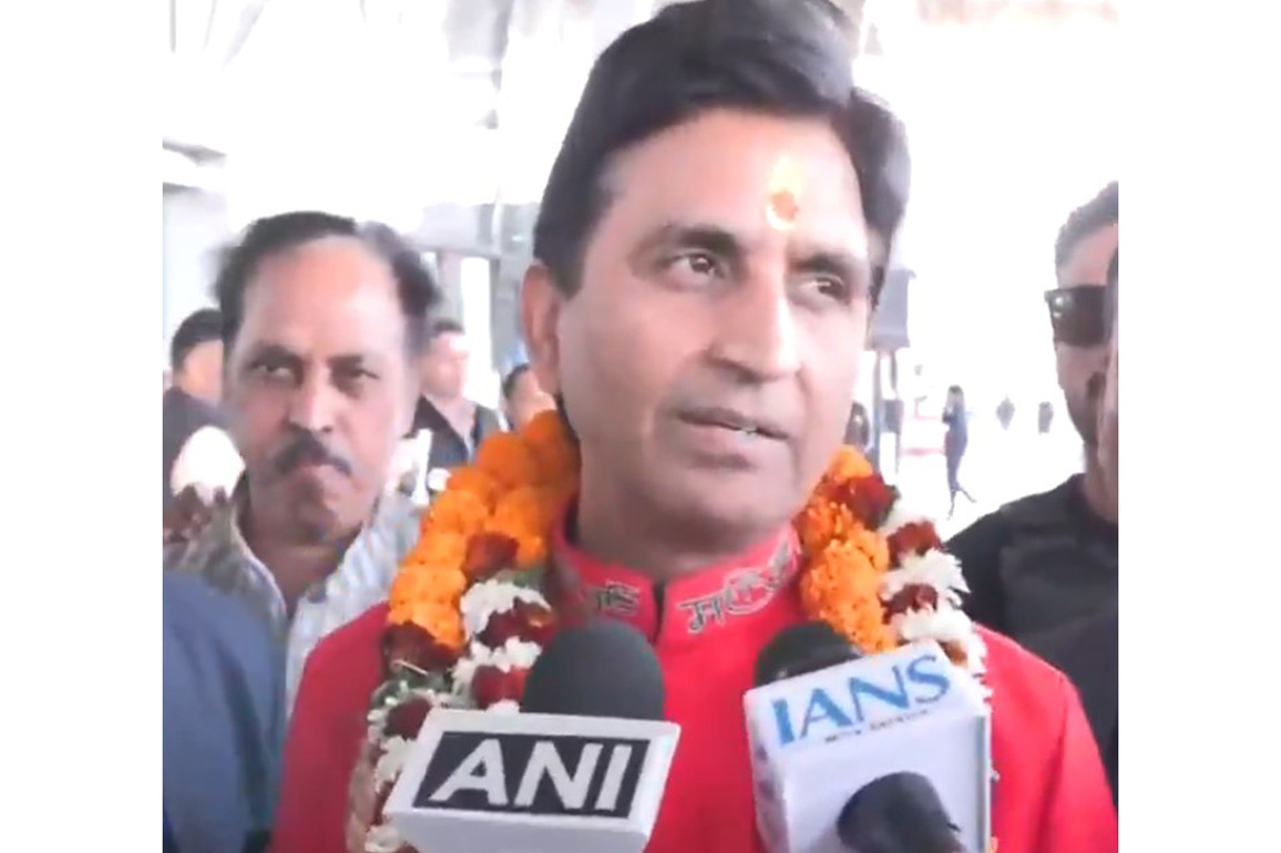 "Extremely tragic, Indian govt should take strict cognisance": Kumar Vishwas on minority violence in Bangladesh