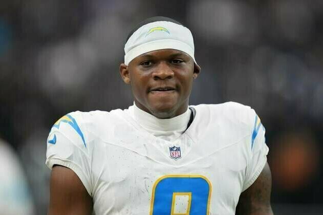 Reports: WR DJ Chark to sign with Falcons
