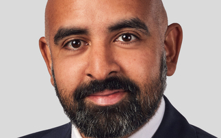 Chaos is not a ladder: Navigating human behaviour at times of market stress