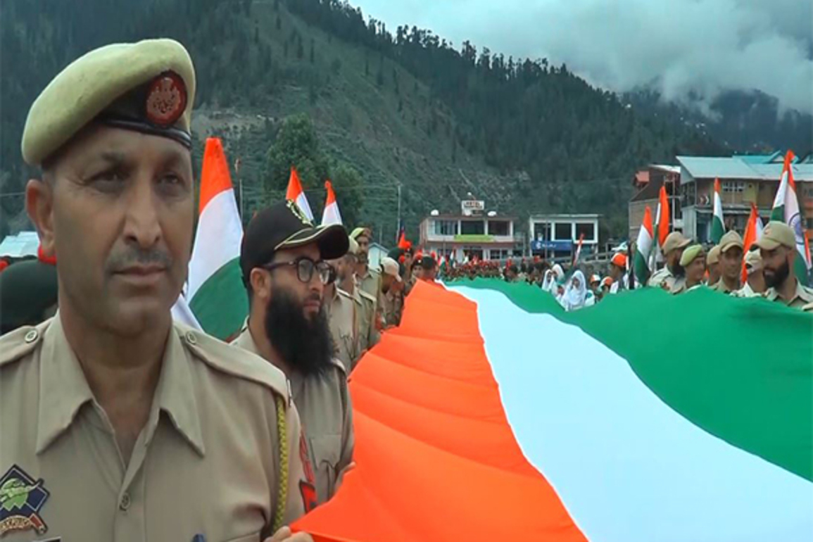J-K: Bhaderwah unites in patriotic fervour with grand Tiranga Rally ahead of Independence Day