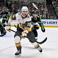 Reilly Smith's late goal lifts Golden Knights past Stars