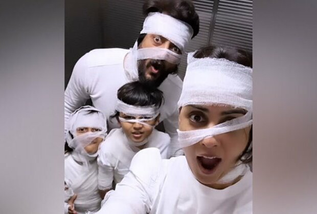 Riteish, Genelia dress up as bandaged mummies for 'Halloween time' with kids