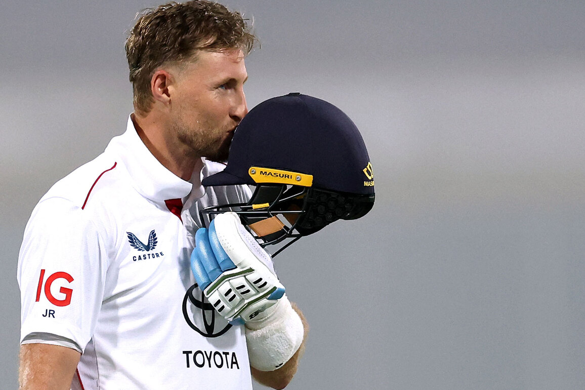 "Had kebabs and bottle of wine": Root's parents celebrate son's maiden Test ton in Australia