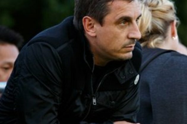 Neville would &#039;run a mile&#039; if offered United job