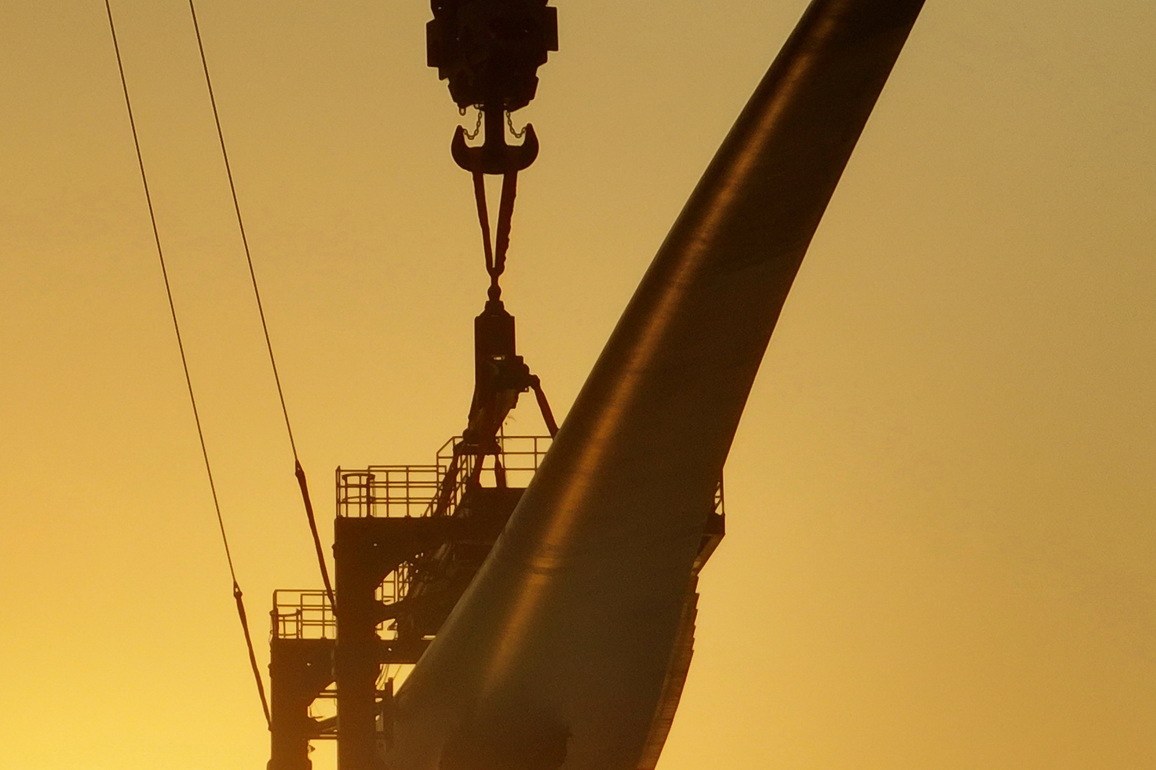CHINA-FUJIAN-ZHANGZHOU-20-MW OFFSHORE WIND TURBINE UNIT-HOISTING & INSTALLATION (CN)