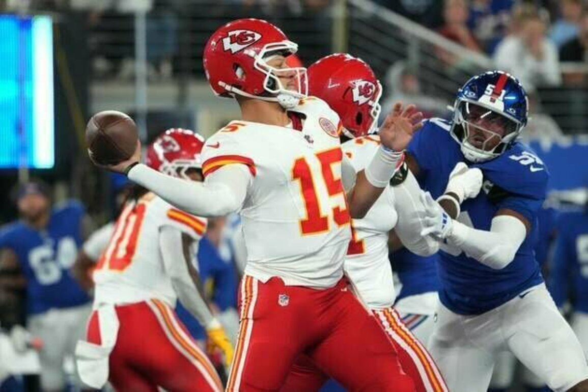 Patrick Mahomes leads Chiefs to season's 1st win vs. Giants