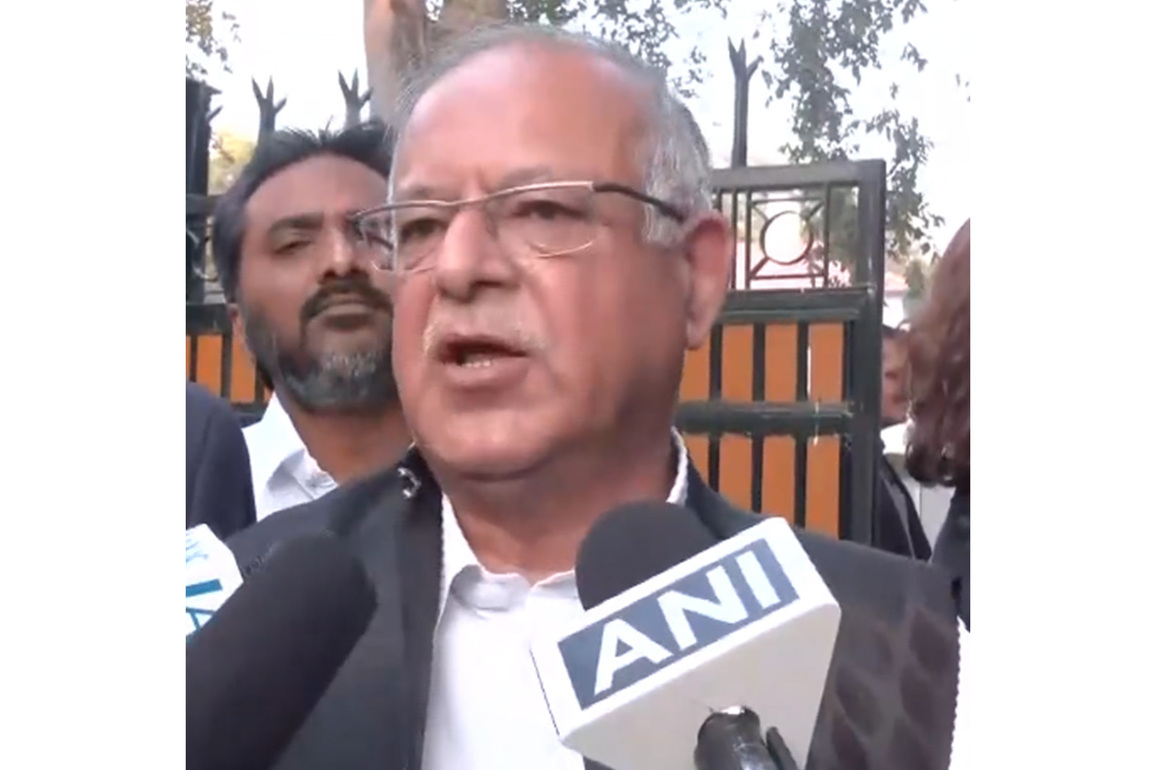 JKPCC chief Tariq Hameed Karra chairs high-level leadership meet in Jammu