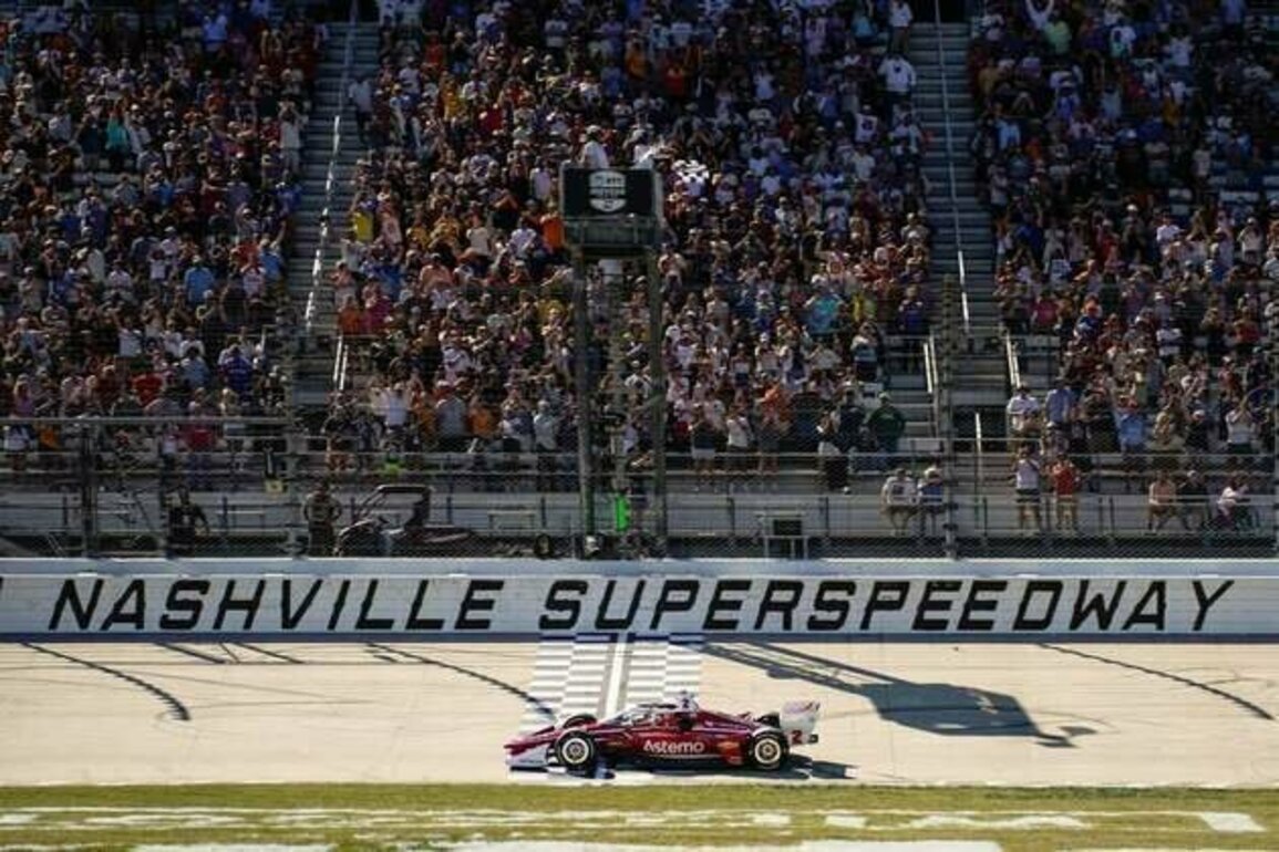 Fox's first IndyCar season ends with boosted viewership at Nashville