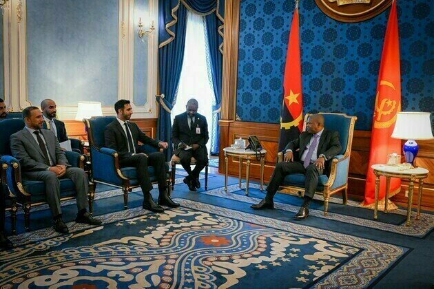 President of Angola receives Shakhboot bin Nahyan
