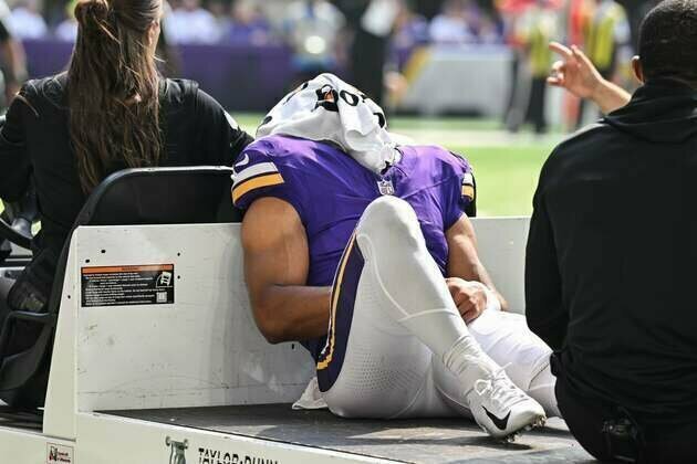 Vikings WR Rondale Moore (knee) ruled out for season