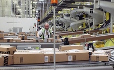 UK Amazon workers vote to strike