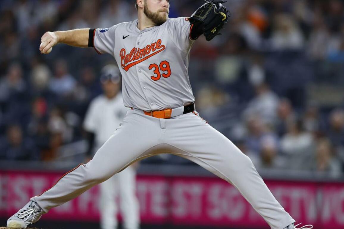 Tipsheet- Burnes' injury reminds us why Cardinals avoid huge pitching contracts