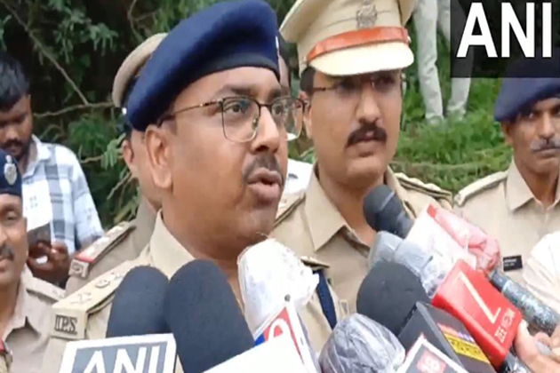 "Around nine people have been rescued": SP Rohan Anand on rescue operations after Vadodara Bridge Collapse