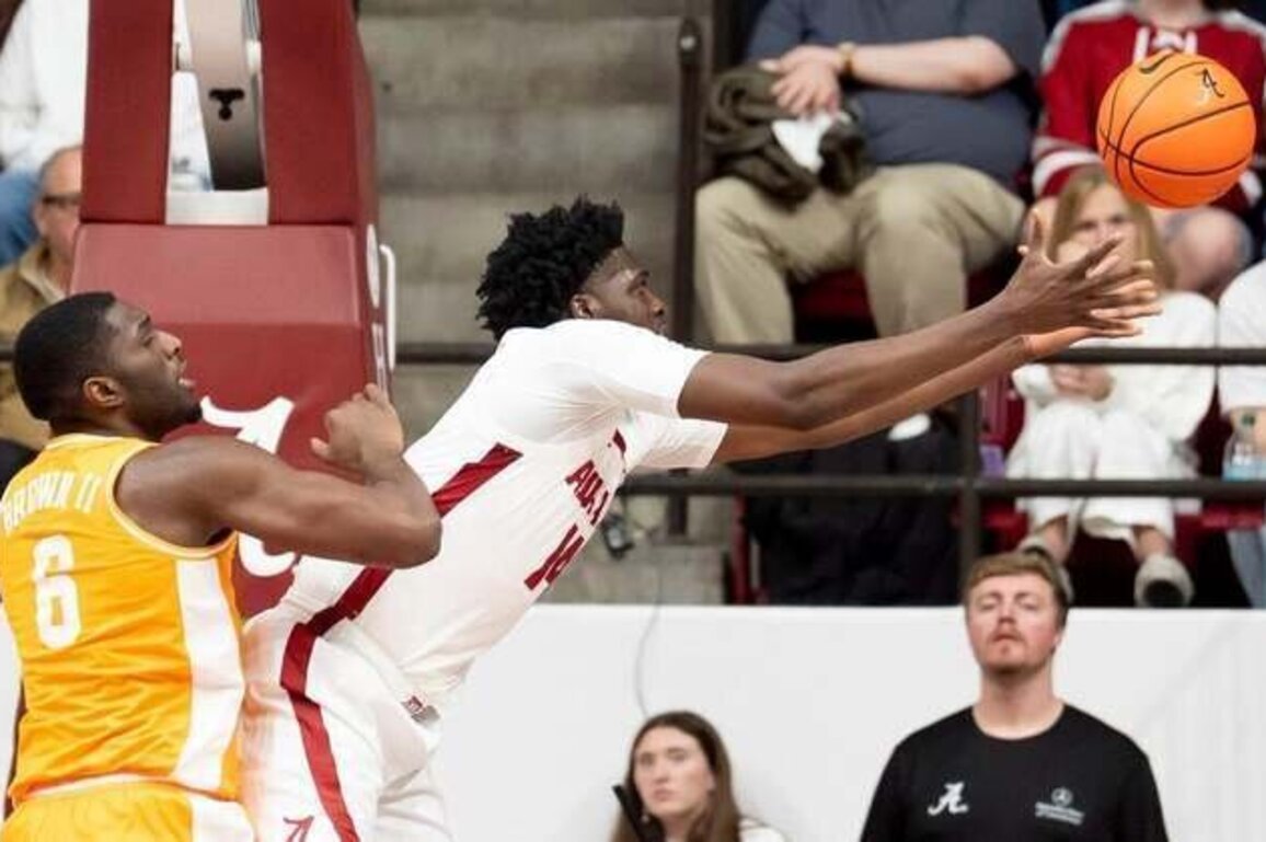 No. 17 Alabama's Charles Bediako possible center of attention vs. Missouri