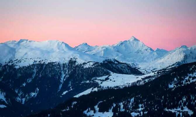 Geneva airport reopens after latest snow closure Geneva airport reopens after latest snow closure
