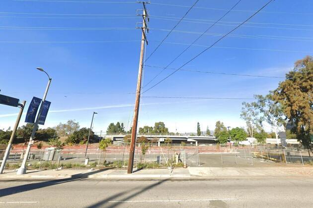 Fatal shooting at Park &amp; Ride near Universal Studios; gunman at large