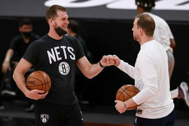 Brazilian-born Tiago Splitter named interim coach of Trail Blazers
