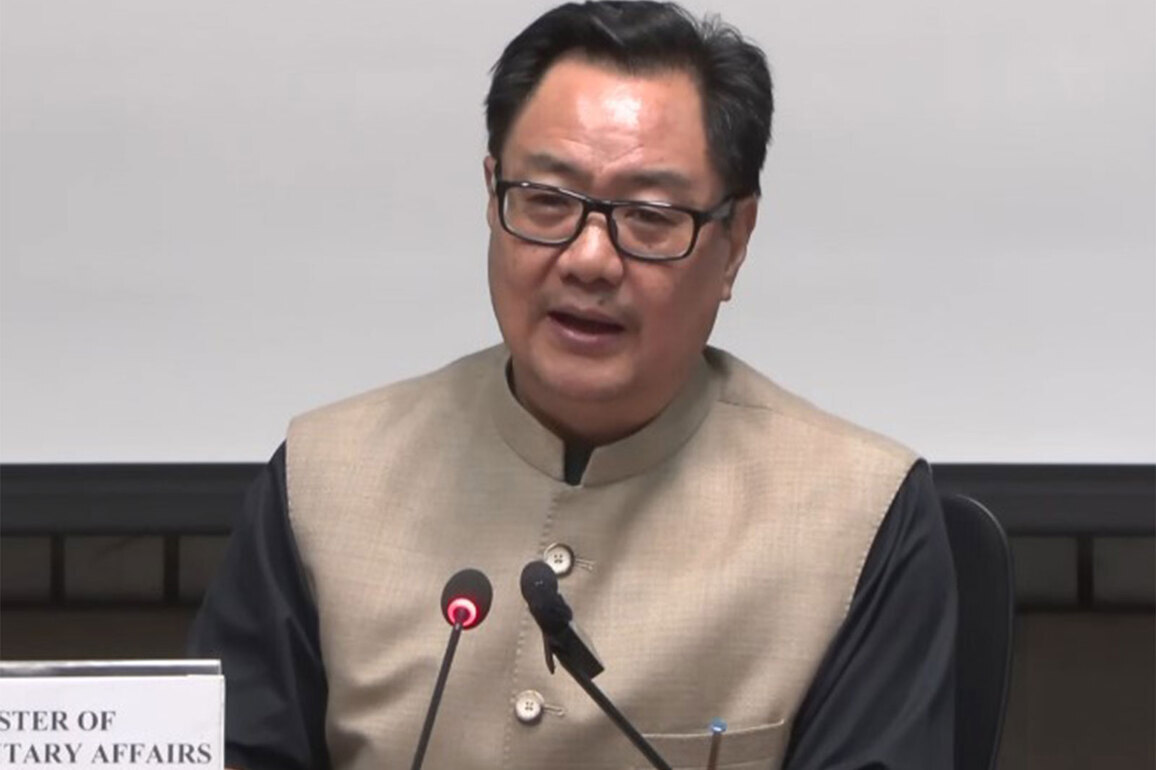 "Bewildering": Kiren Rijiju takes jibe at Rahul Gandhi over "polarisation" attack on Mamata Banerjee