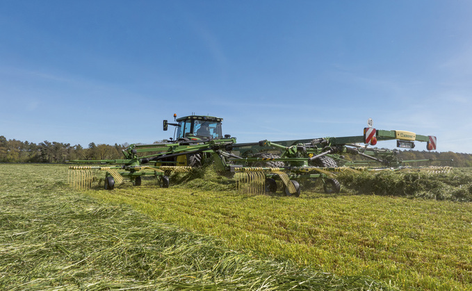 Krone adds Pro spec option to smaller four-rotor rakes 