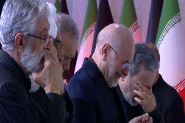Ghalibaf, Araghchi break down in tears during farewell to Ayatollah Khamenei