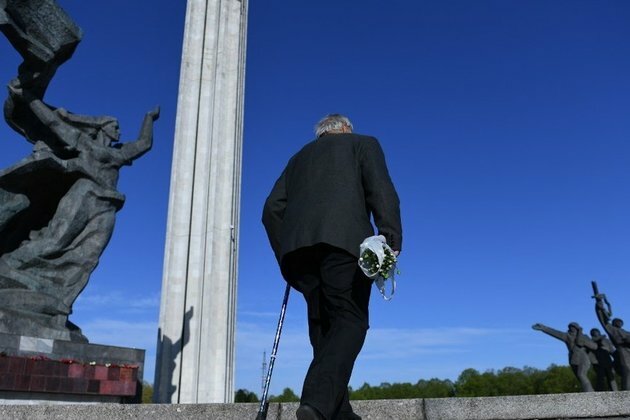 EU country may ban Soviet monuments