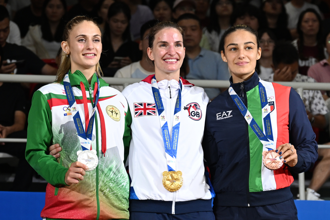 (SP)CHINA-CHENGDU-THE WORLD GAMES 2025-KICKBOXING-WOMEN'S POINT FIGHTING -60KG-VICTORY CEREMONY (CN)