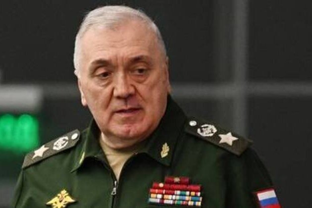 Former top Russian defense ministry official detained in graft case