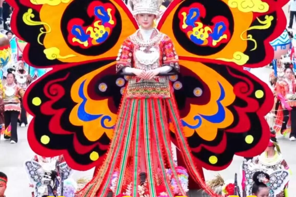 Never-seen parade wows audience in SW China's Guizhou